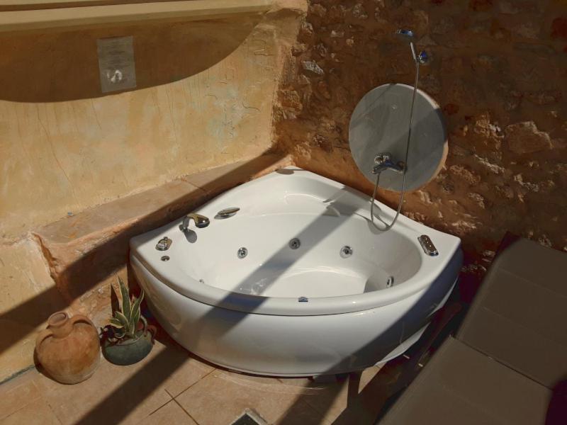 Hamam Oriental Suites Rethymno Esterno foto